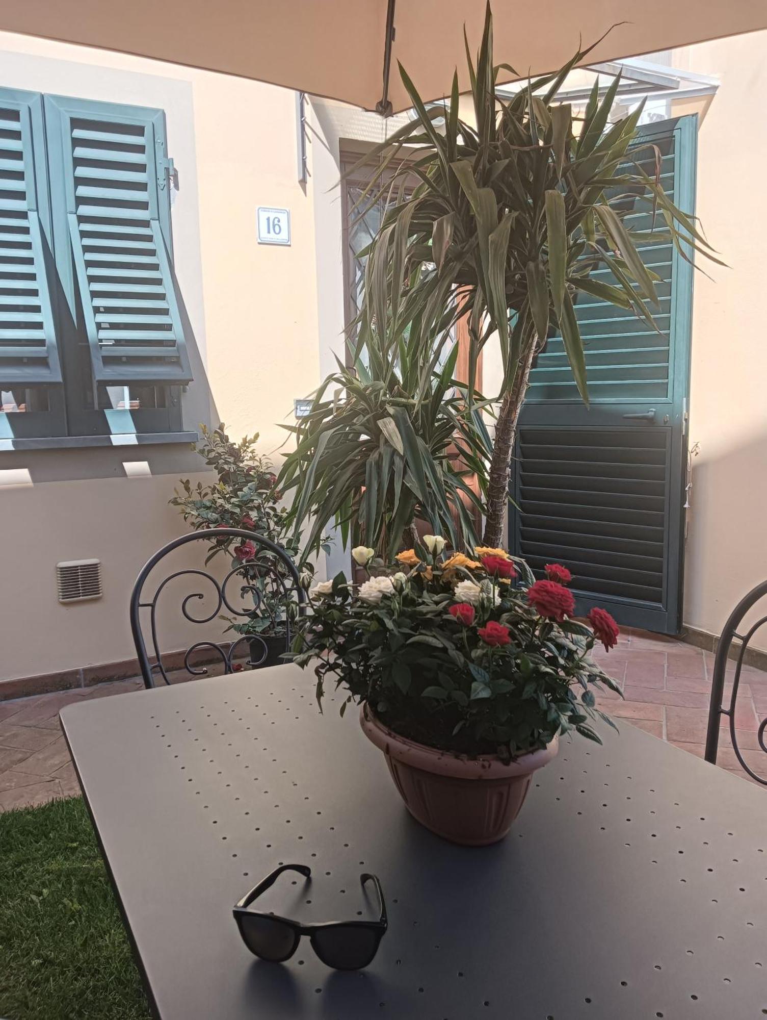 Casa Vacanze Rustico Di Corte Capannori Bagian luar foto